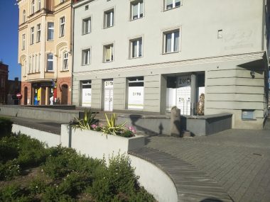 Tarnowskie Góry. Lokal przy Rynku czeka na najemcę Tarnowskie góry rynek