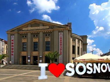 Gierek chcioł budować nowy Ślōnsk we postrzodku Zogłymbio Teatr slaski w katowicach