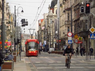 Dlaczego podróżowanie zbiorkomem w GZM będzie wyzwaniem Tramwaj w Katowicach