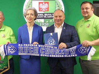 Ruch Chorzów patronem Orła Białego Umowa ruch orzel1 870x400