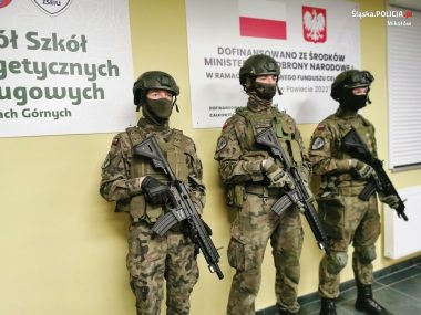Wirtualna strzelnica w szkole w Łaziskach Wirtualna strzelnica łaziska 10