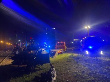 Nocny wypadek. Auto stanęło w ogniu Wypadek Katowice