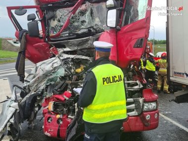 Tragiczny wypadek na A1 w Piekarach Śląskich Wypadek Piekary