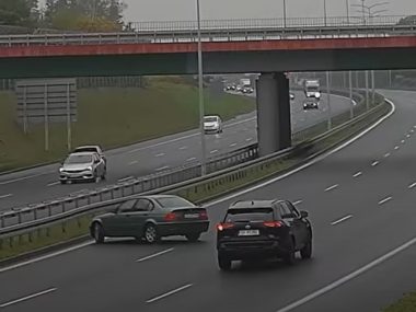 Nowy fotoradar na DTŚ zbiera żniwo. 360 zdjęć w 3 dni! Zakręt mistrzów w Rudzie Śląskiej