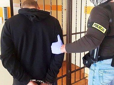 Policjanci załatwili im "towarzystwo" na Walentynki Zatrzymani w Rudzie Śląskiej spędzili Walentynki w zakładach karnych