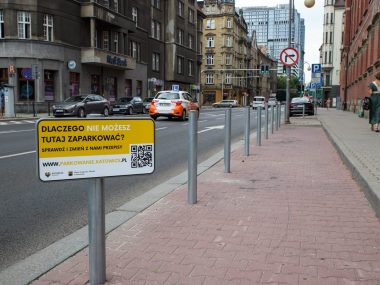 Prezydent Katowic apeluje o zmiany przepisów Zlikwidowane miejsca parkingowe