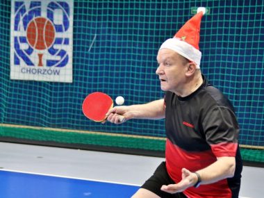Świąteczny ping-pong w Chorzowie Świąteczny Turniej Tenisa Stołowego w Chorzowie