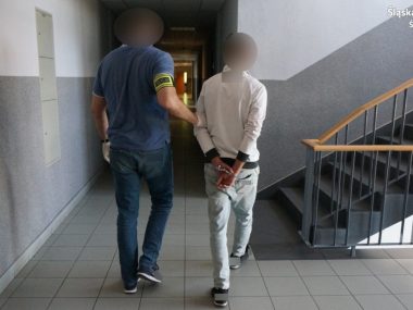 Diler ze Świętochłowic wpadł przez głośną muzykę Świętochłowice zatrzymany za narkotyki