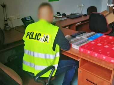 Kontrabanda w mieszkaniu świętochłowiczanki Świętochłowice Lewe papierosy