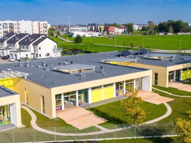 Pół miliona złotych inwestycji w placówki oświatowe Żłobek Knurów
