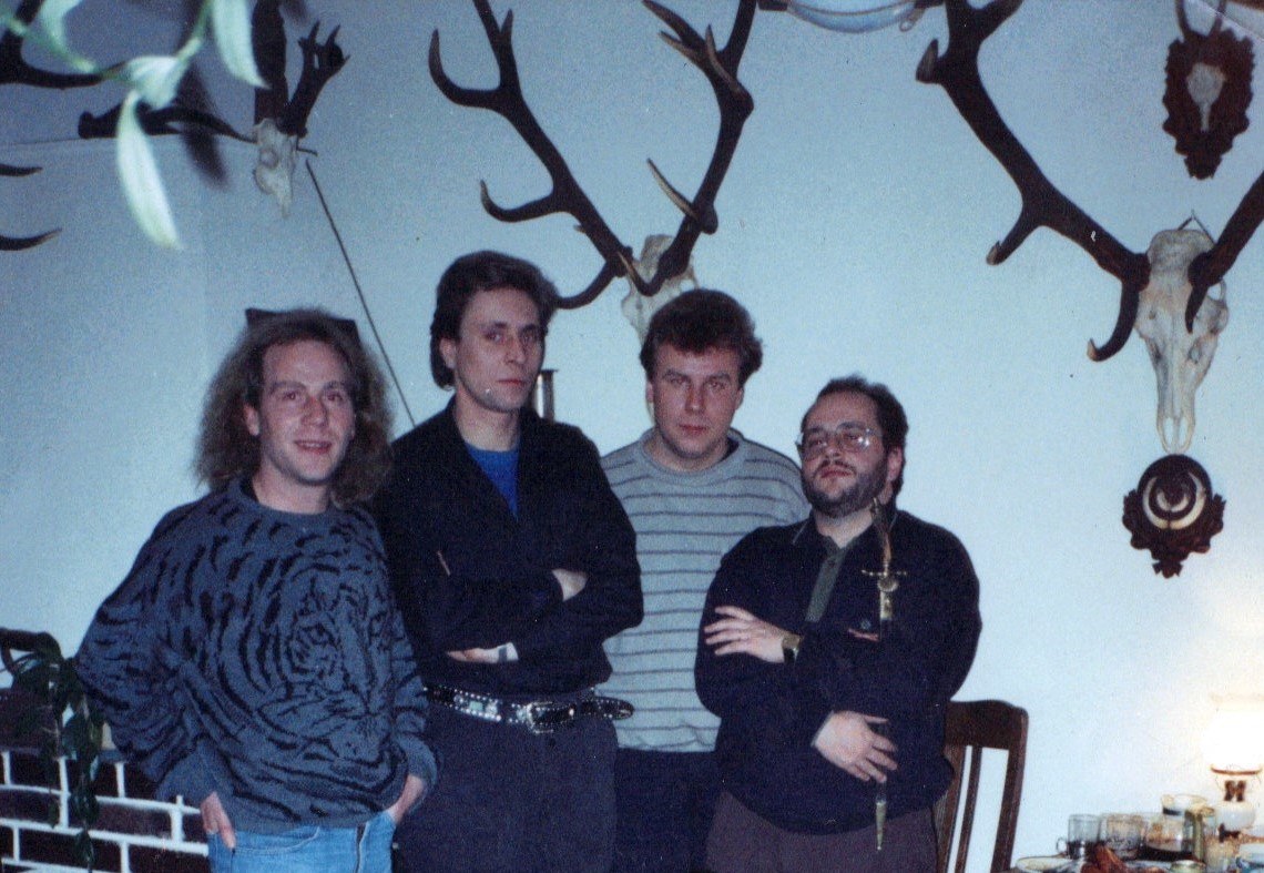 Od lewej: Roman Kostrzewski, Grzegorz Wolniak, Bogdan Kalus i Mirosław Neinert (fot. własność Teatru Korez)