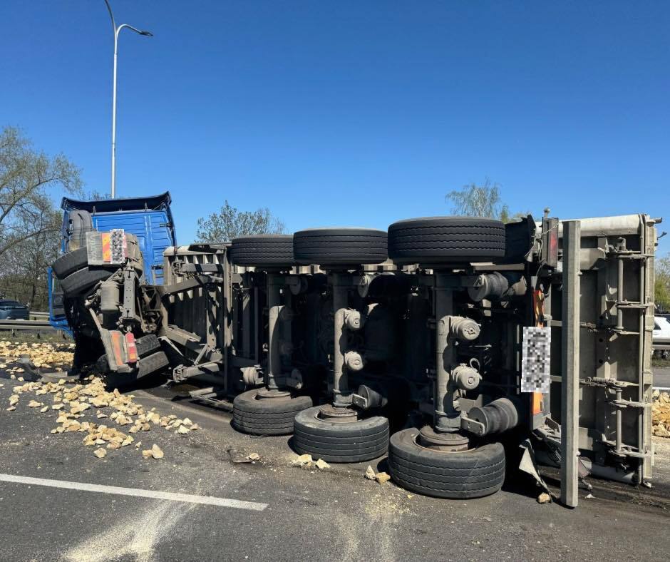 A4 Katowice kolizja tir 16 kwietnia 2025 03