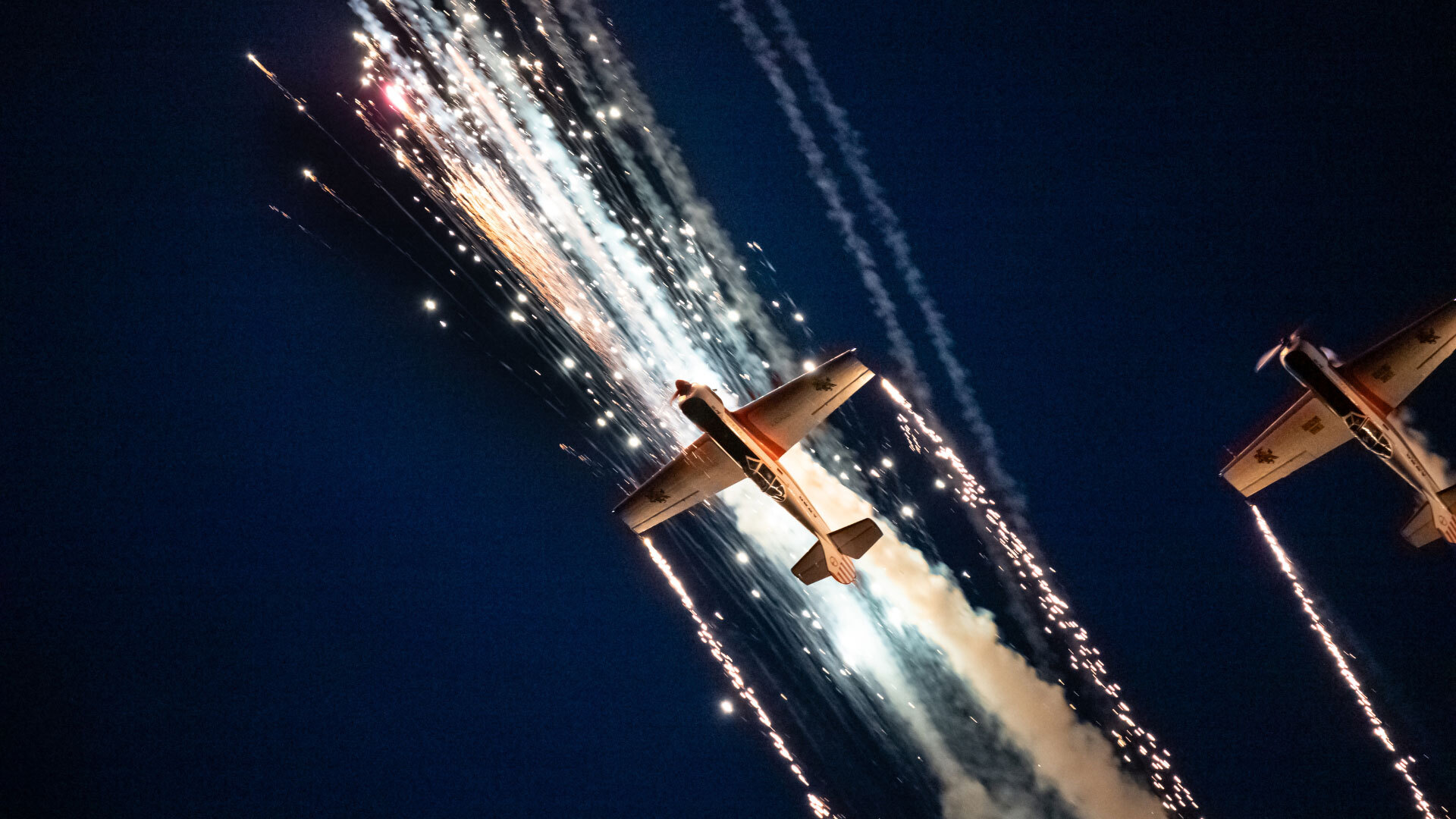 AIR SHOW