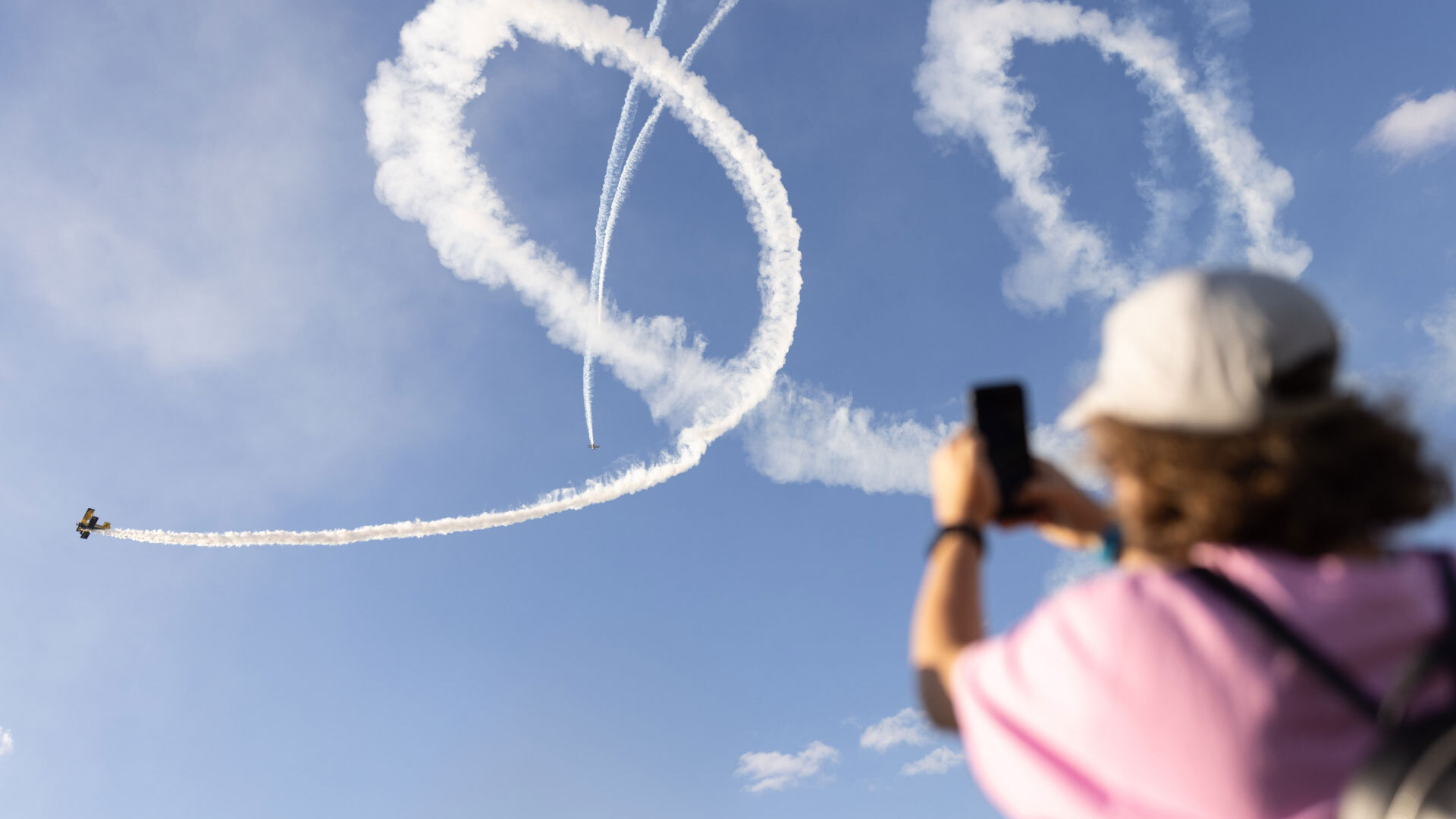 AIR SHOW