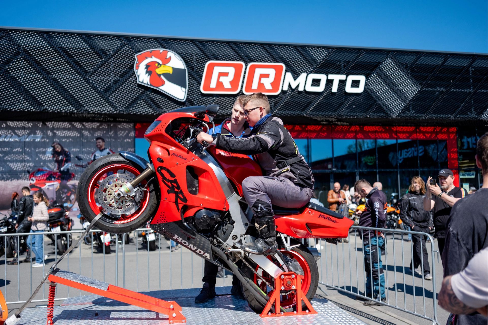 Symulator jazdy na kole Wheelie