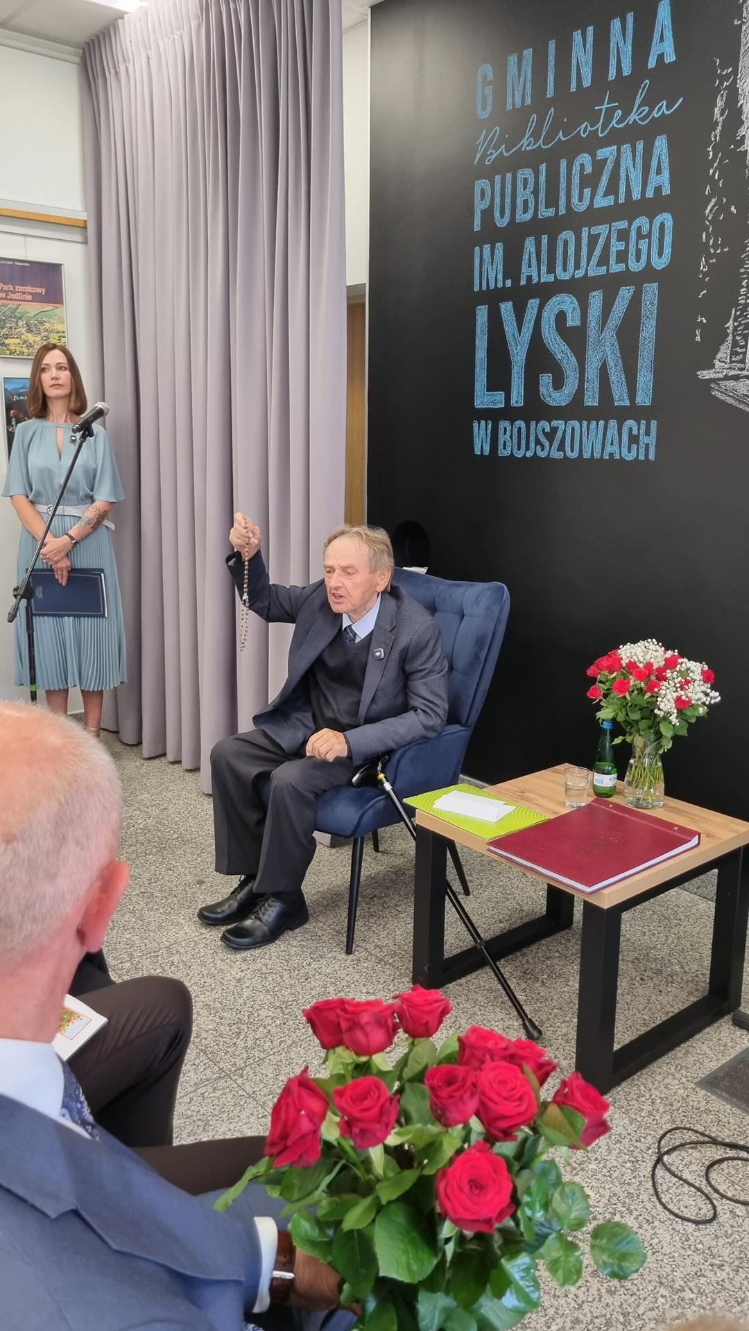 Alojzy Lysko patronem Gminnej Biblioteki publicznej w Bojszowach 17