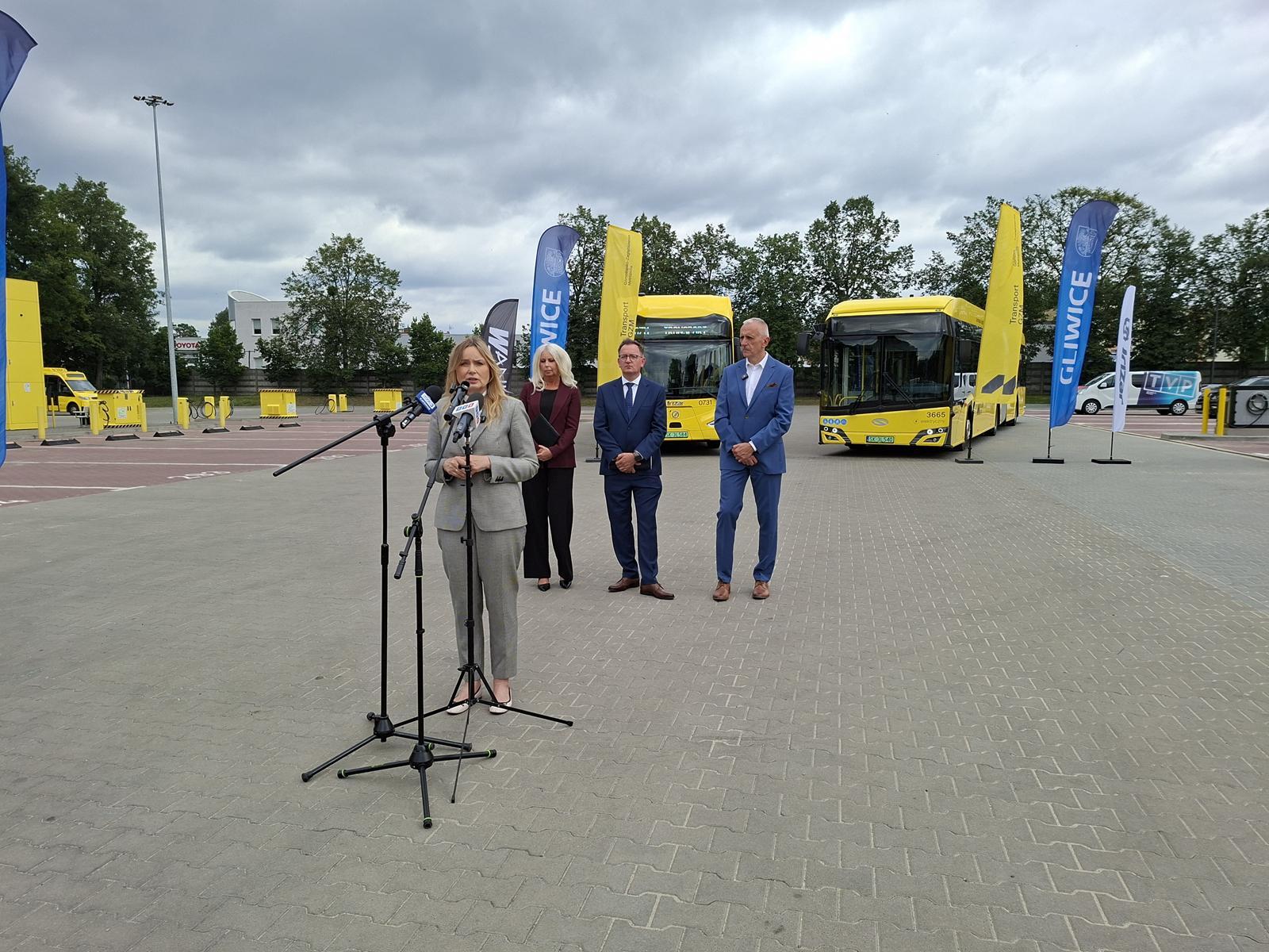 Autobusy elektryczne ZTM 8 Copy