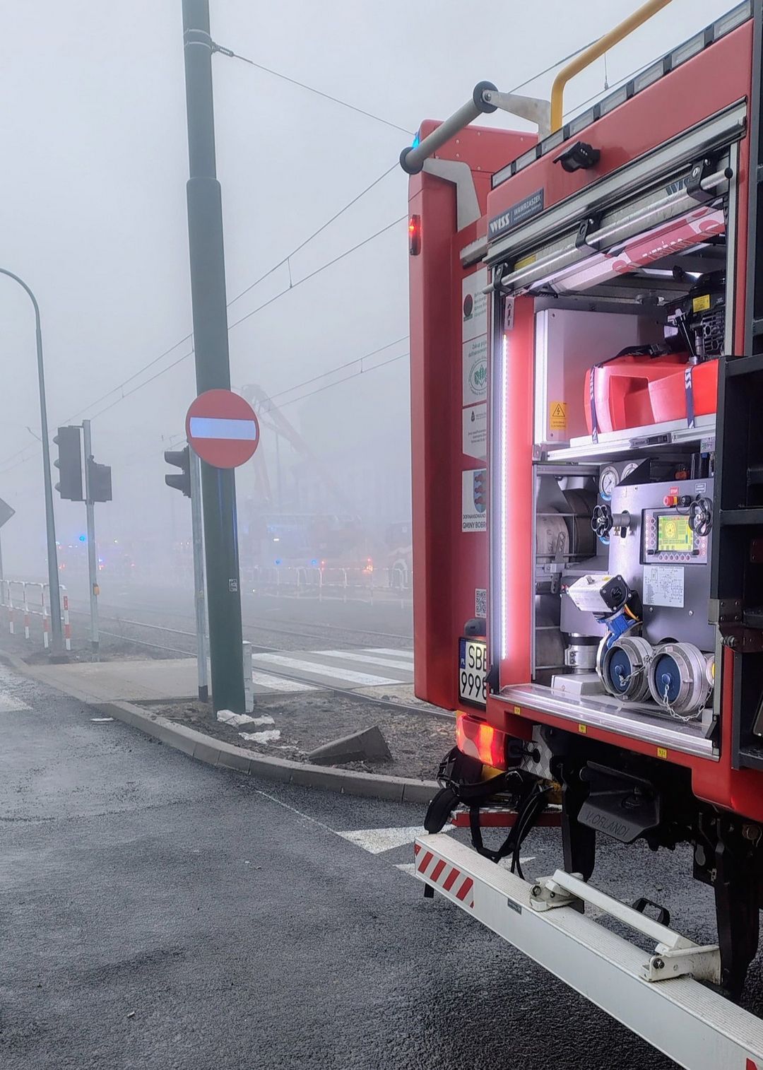 Będzin. Aleja Hugona Kołłątaja 14. Pożar. 7 grudnia 2025.