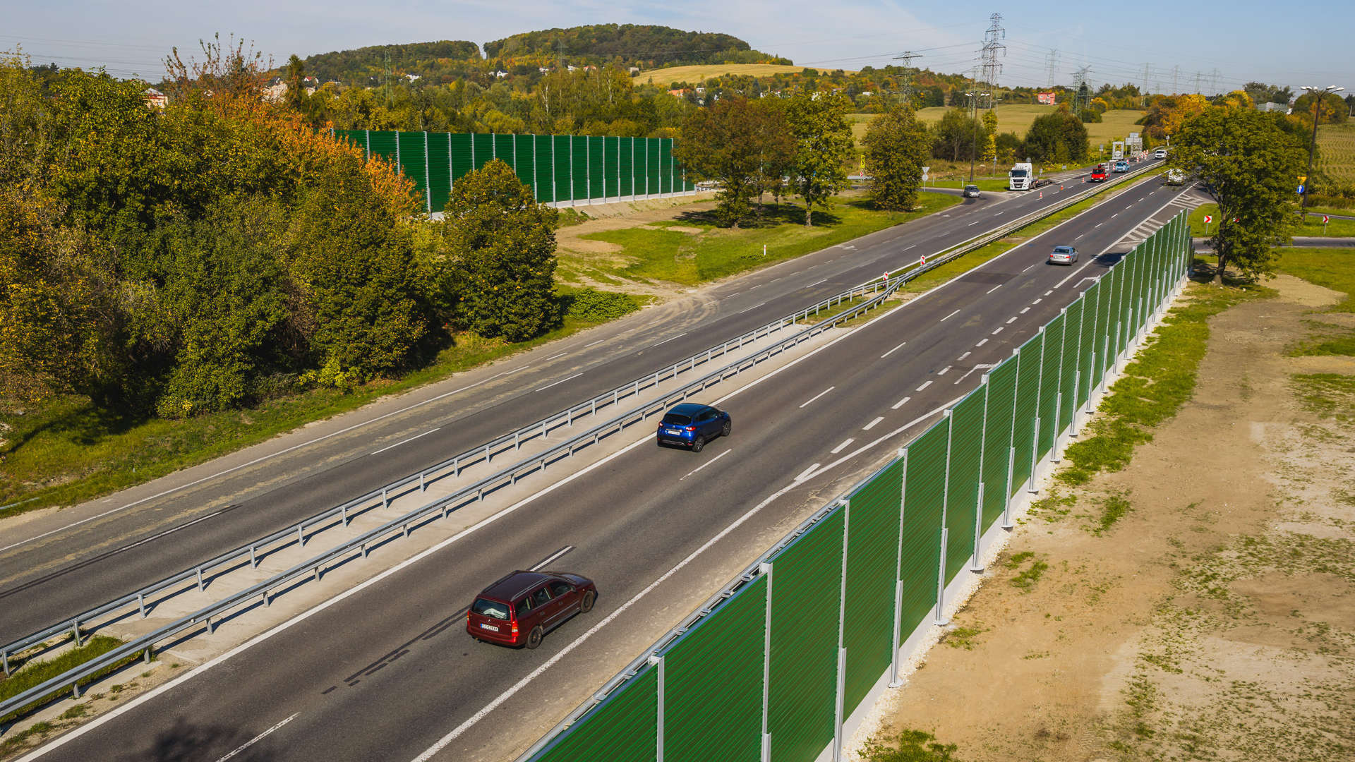 Zakończono budowę ekranów akustycznych wzdłuż „Gierkówki” w Będzinie. Będzie ciszej, choć z opóźnieniem