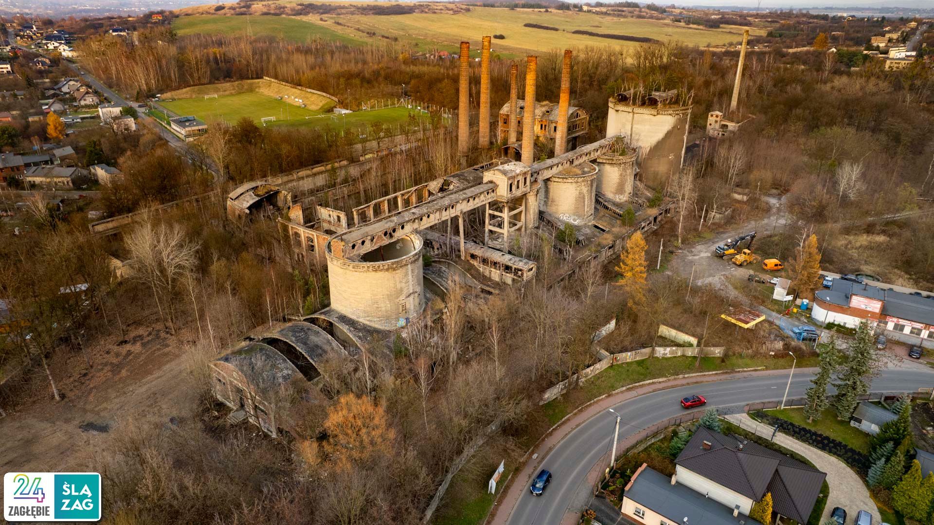 Będzin-Grodziec. Cementownia widziana z lotu ptaka. 20 listopada 2025.