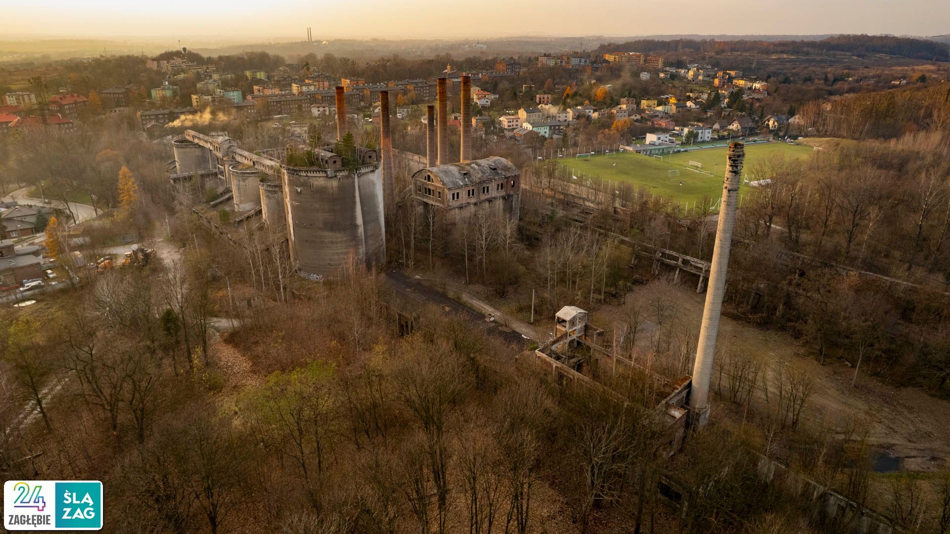 Będzin-Grodziec. Cementownia widziana z lotu ptaka. 20 listopada 2025.