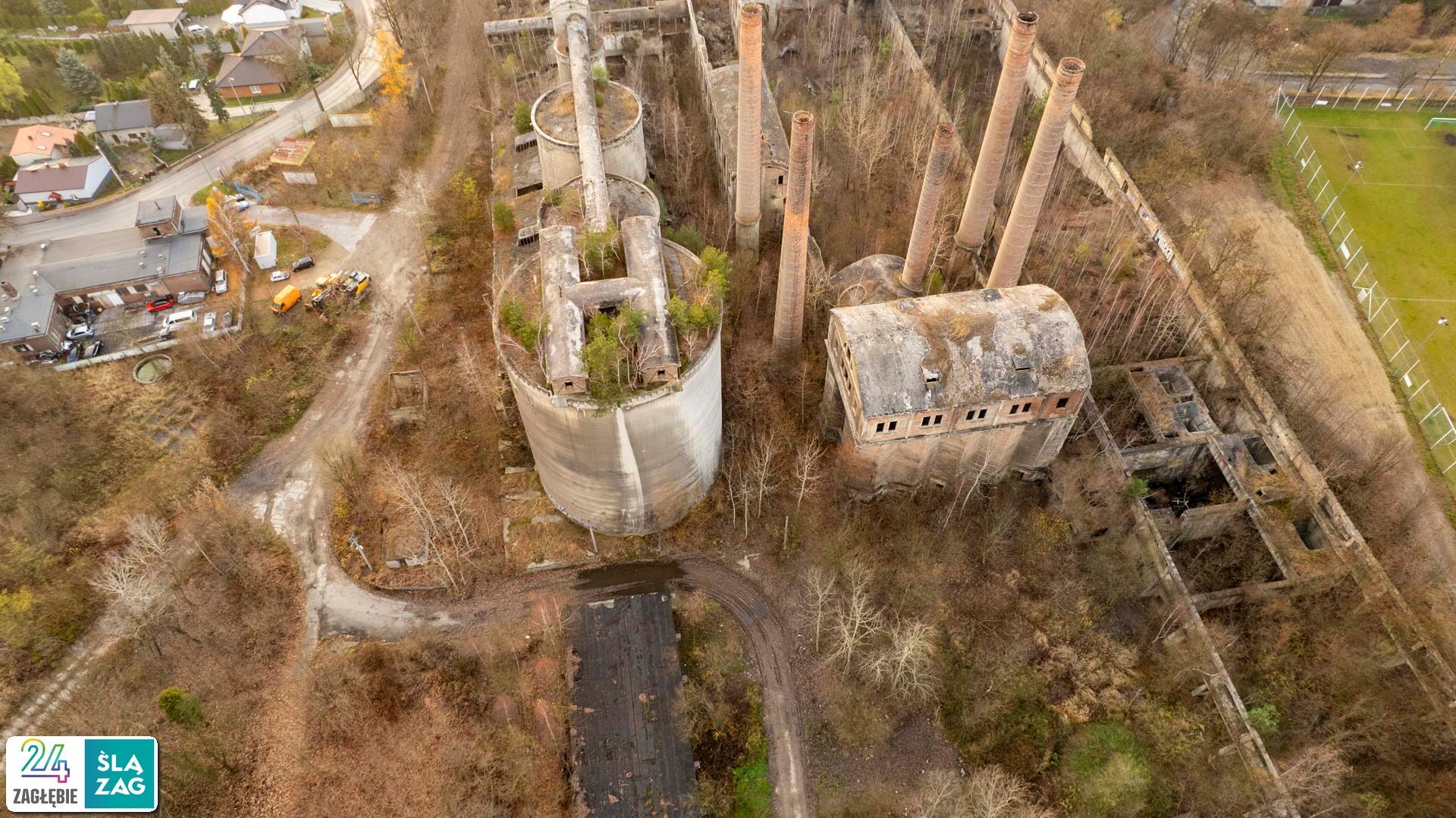 Będzin-Grodziec. Cementownia widziana z lotu ptaka. 20 listopada 2025.