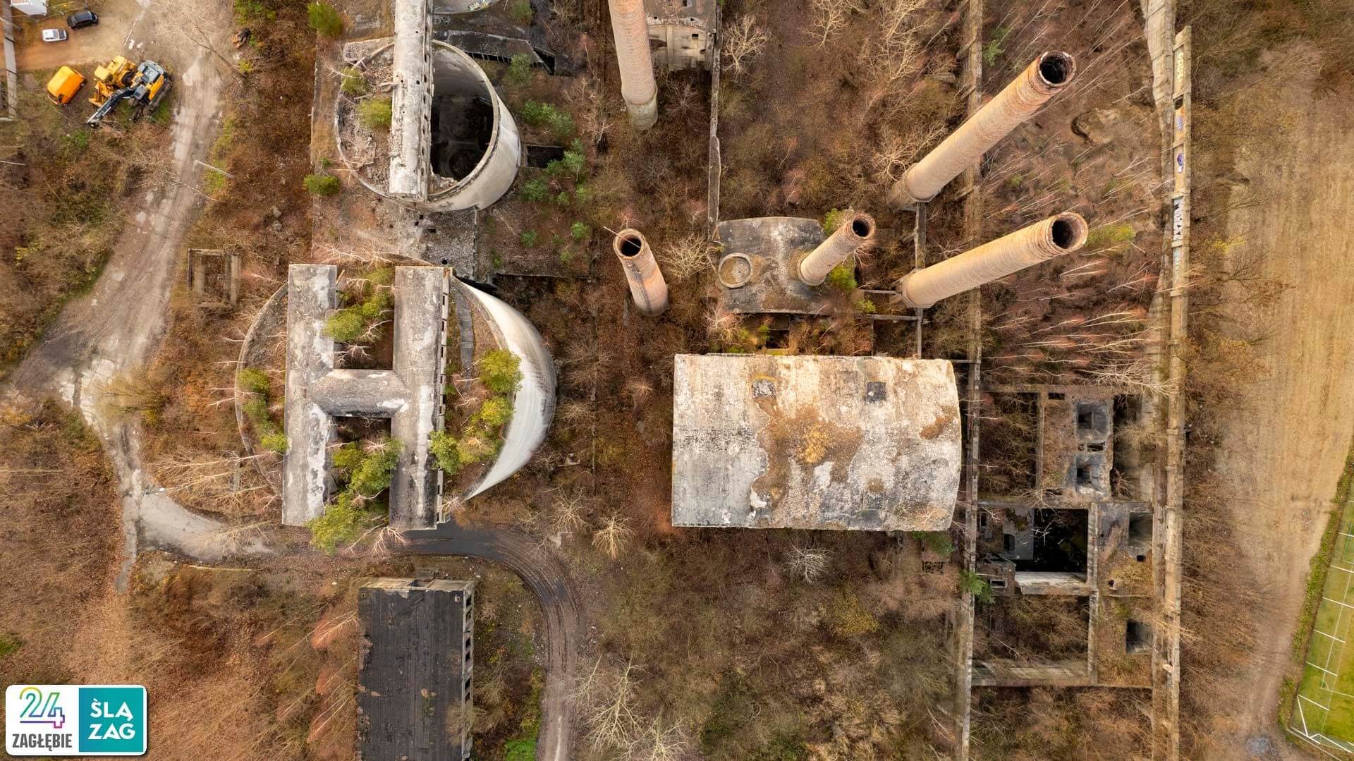 Będzin-Grodziec. Cementownia widziana z lotu ptaka. 20 listopada 2025.