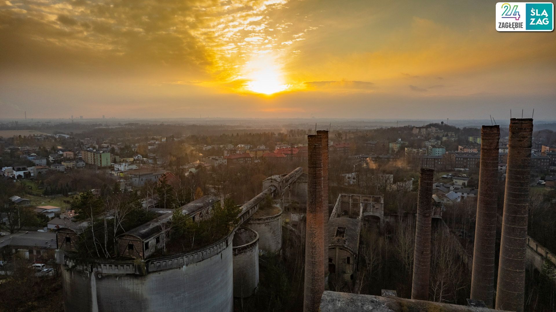 Będzin-Grodziec. Cementownia widziana z lotu ptaka. 20 listopada 2025.