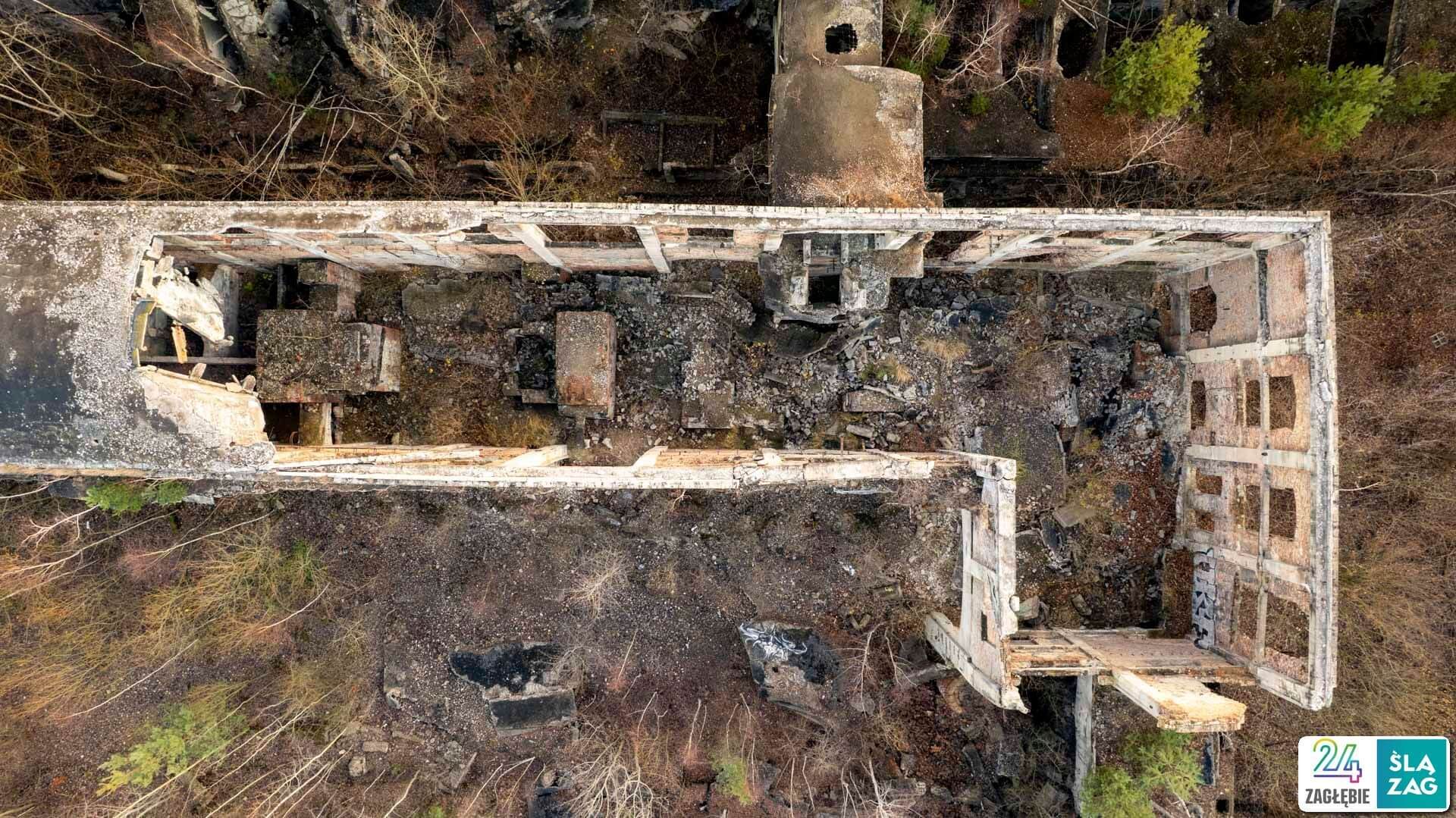 Będzin-Grodziec. Cementownia widziana z lotu ptaka. 20 listopada 2025.