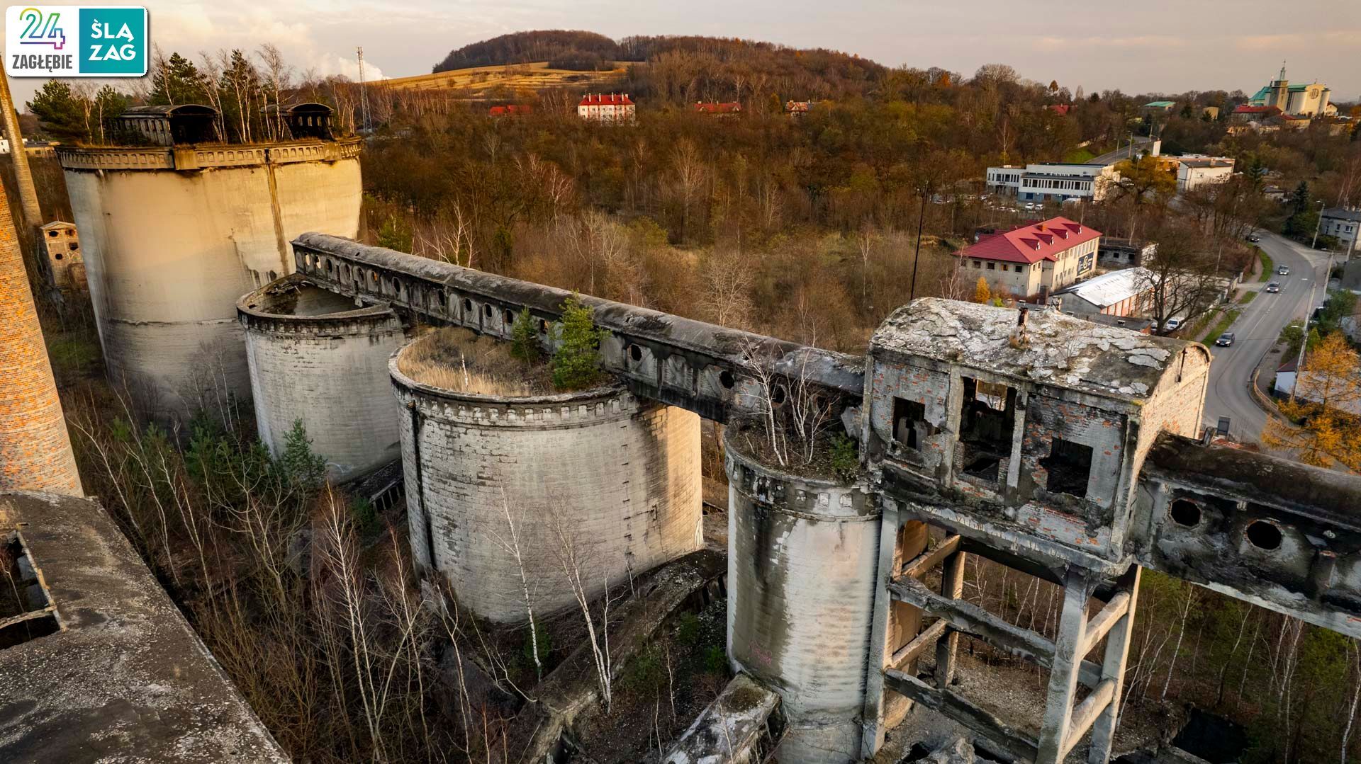 Będzin-Grodziec. Cementownia widziana z lotu ptaka. 20 listopada 2025.