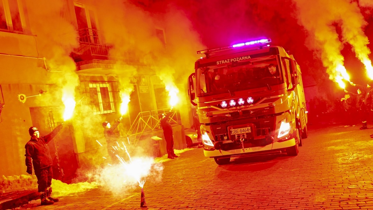 Będzin-Grodziec. Nowy ciężki wóz ratowniczo-gaśniczy dla miejscowej Ochotniczej Straży Pożarnej. 19 stycznia 2025.