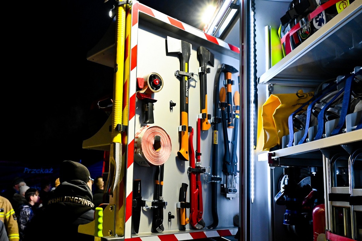 Będzin-Grodziec. Nowy ciężki wóz ratowniczo-gaśniczy dla miejscowej Ochotniczej Straży Pożarnej. 19 stycznia 2025.