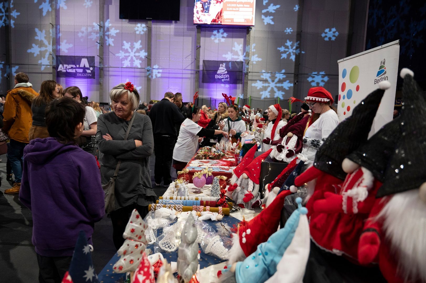 Mikołajkowy Jarmark Świąteczny w «Będzin Arenie». 3 grudnia 2023.