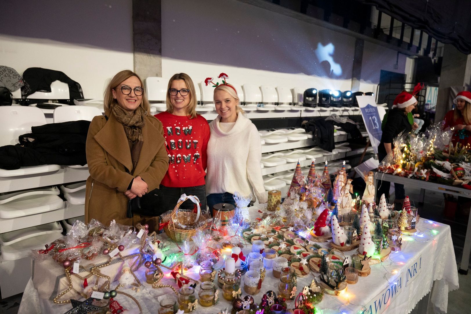 Mikołajkowy Jarmark Świąteczny w «Będzin Arenie». 3 grudnia 2023.