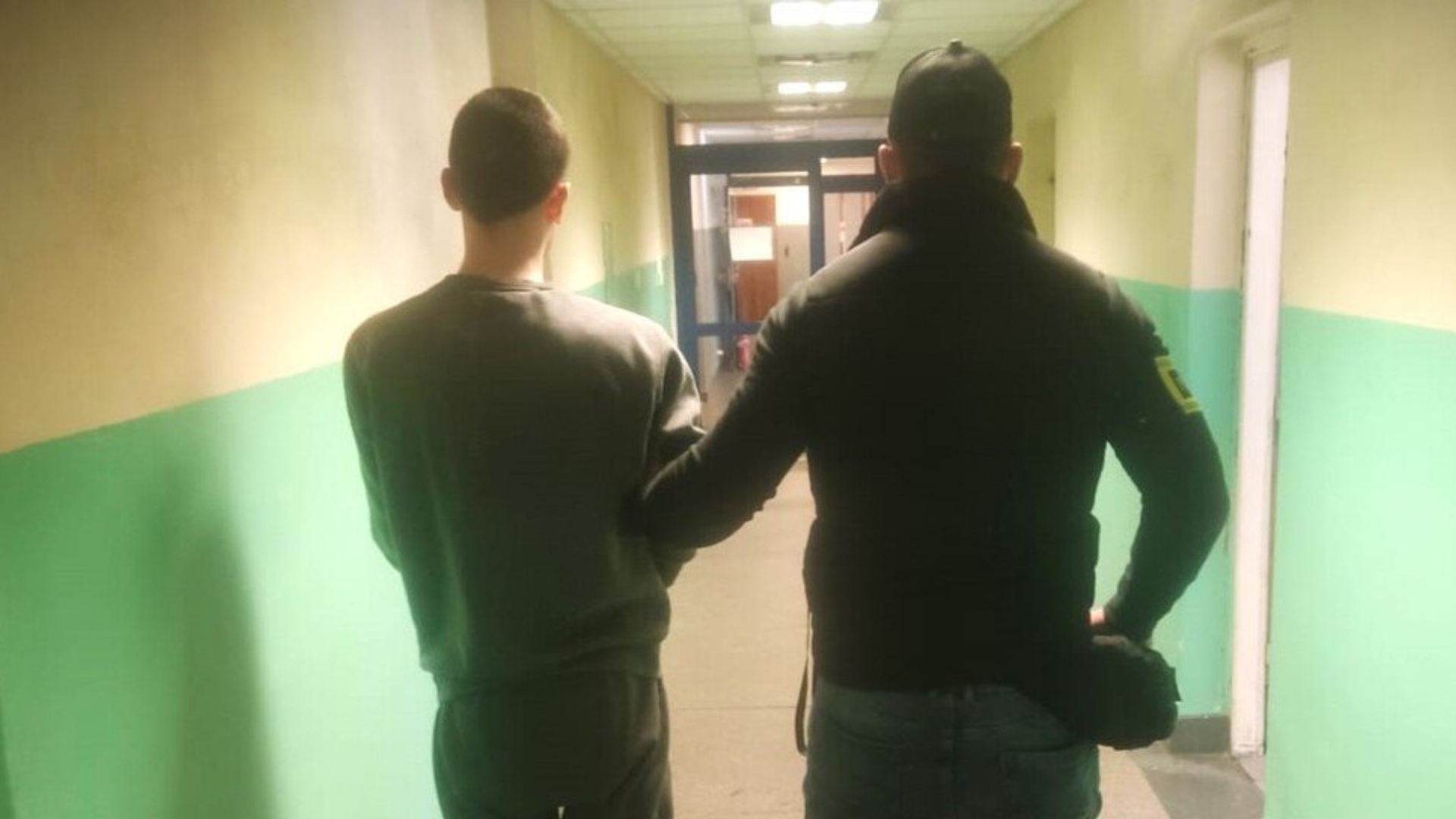 Będzin. Os. Syberka. Zatrzymanie 19-latka podejrzanego o znęcanie się nad babcią. 5 marca 2026