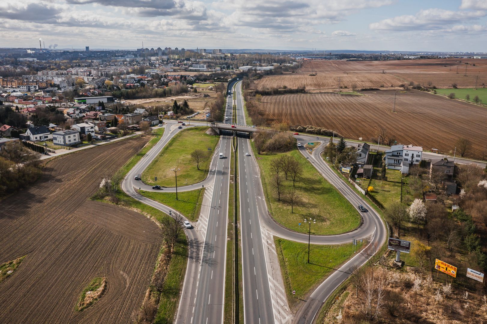Będzin. Węzeł drogowy DK86 i ulicy Wolności. Wiadukty będą rozebrane i zastąpione nowym. Kwiecień 2025.
