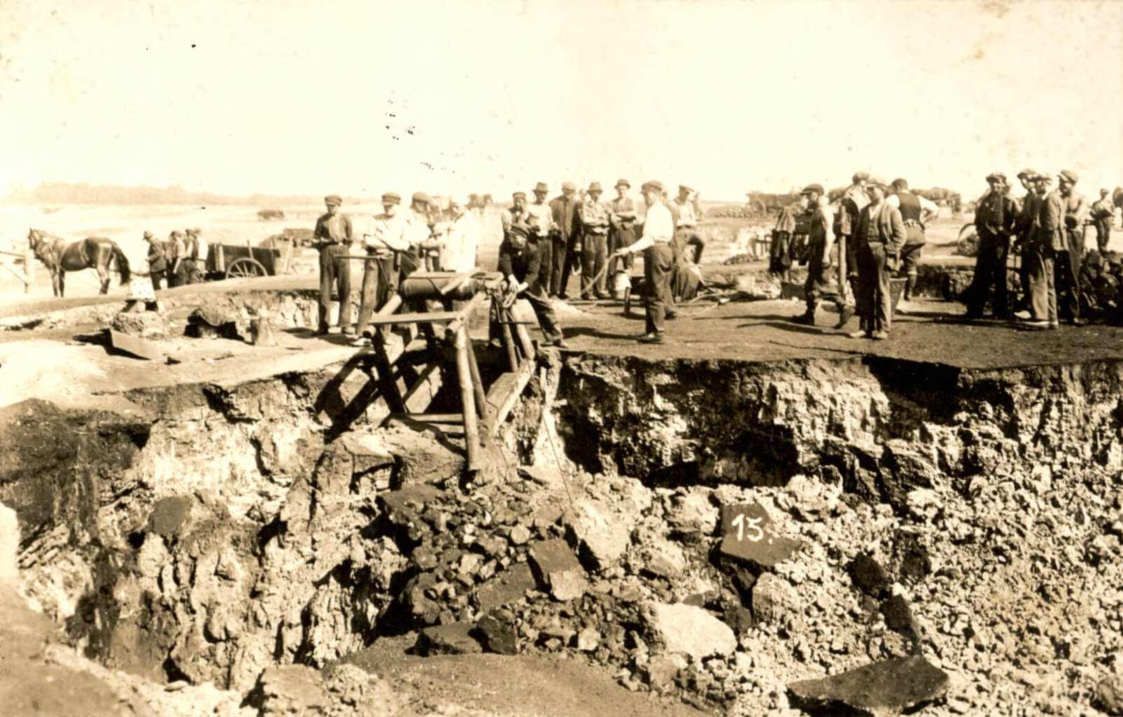 Biedaszyby na Agnieszce w roku 1937. Max Steckel sfotografował też tereny dzisiejszego Parku Śląskiego.