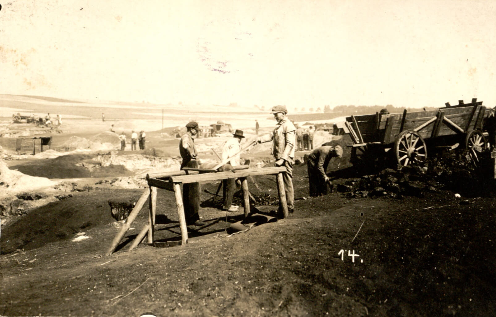 Biedaszyby na Agnieszce w roku 1937. Max Steckel sfotografował też tereny dzisiejszego Parku Śląskiego.