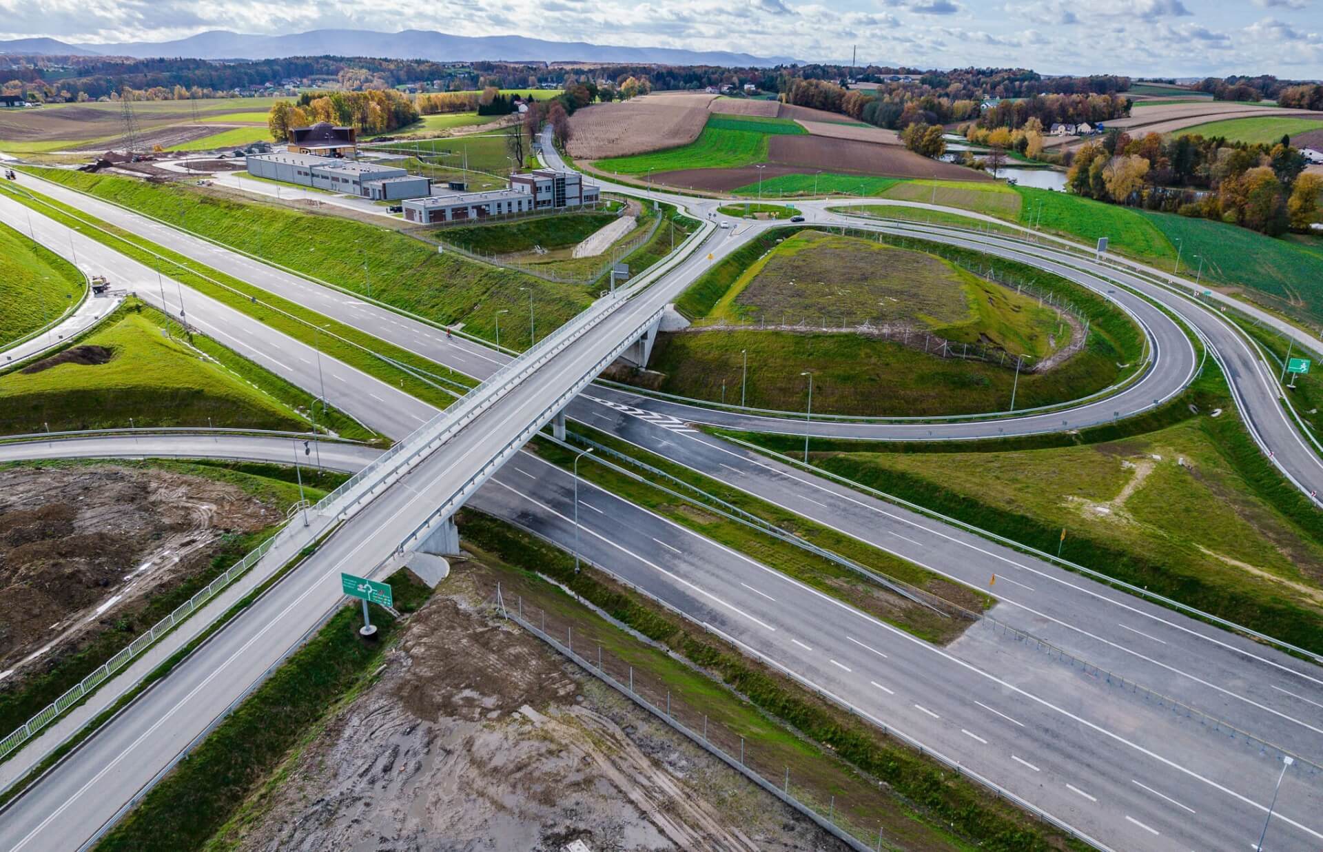 Budowa nowego odcinka trasy S1 Dankowice – Bielsko–Biała Hałcnów jest na ukończeniu