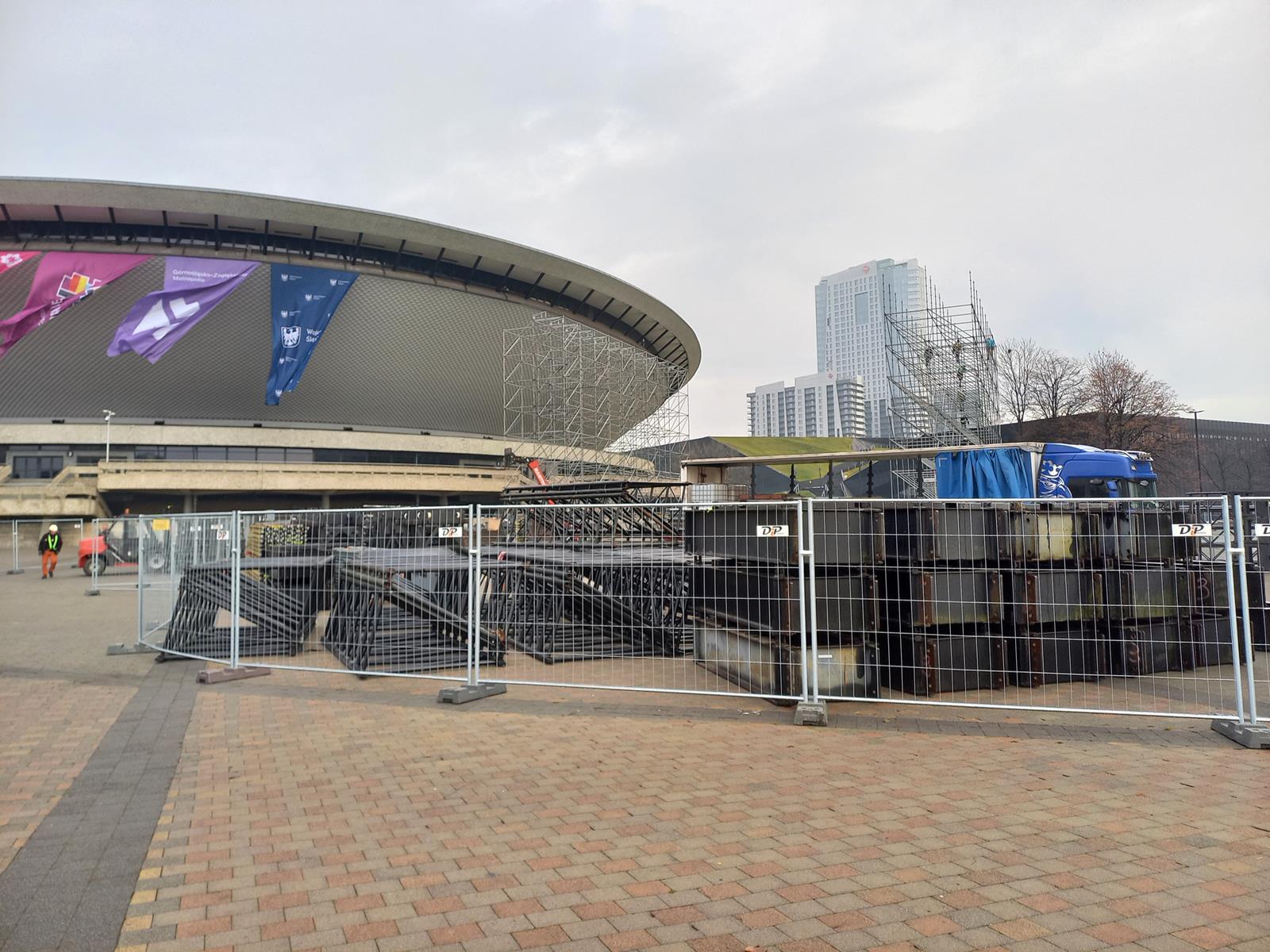 Budowa sceny sylwester Spodek