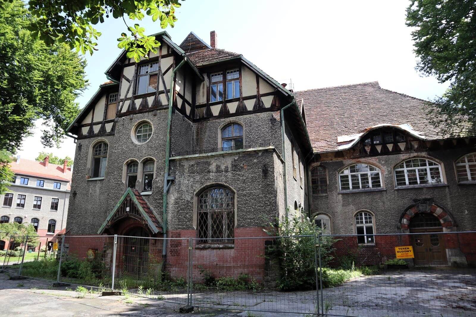Budynek SUM Zabrze Rokitnica Jordana 6 kopia kopia kopia