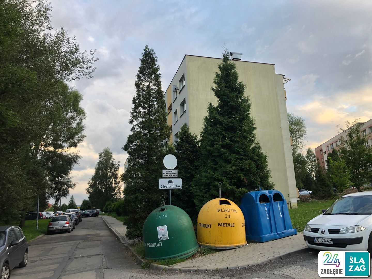 Cieszyn. Osiedle Podgórze. Selektywna zbiórka odpadów. 2 sierpnia 2025.