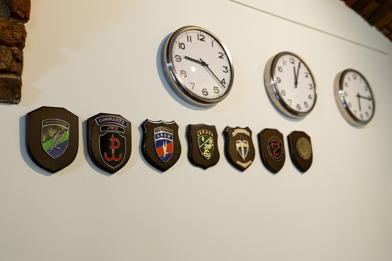 Wnętrza „Commando Pub”