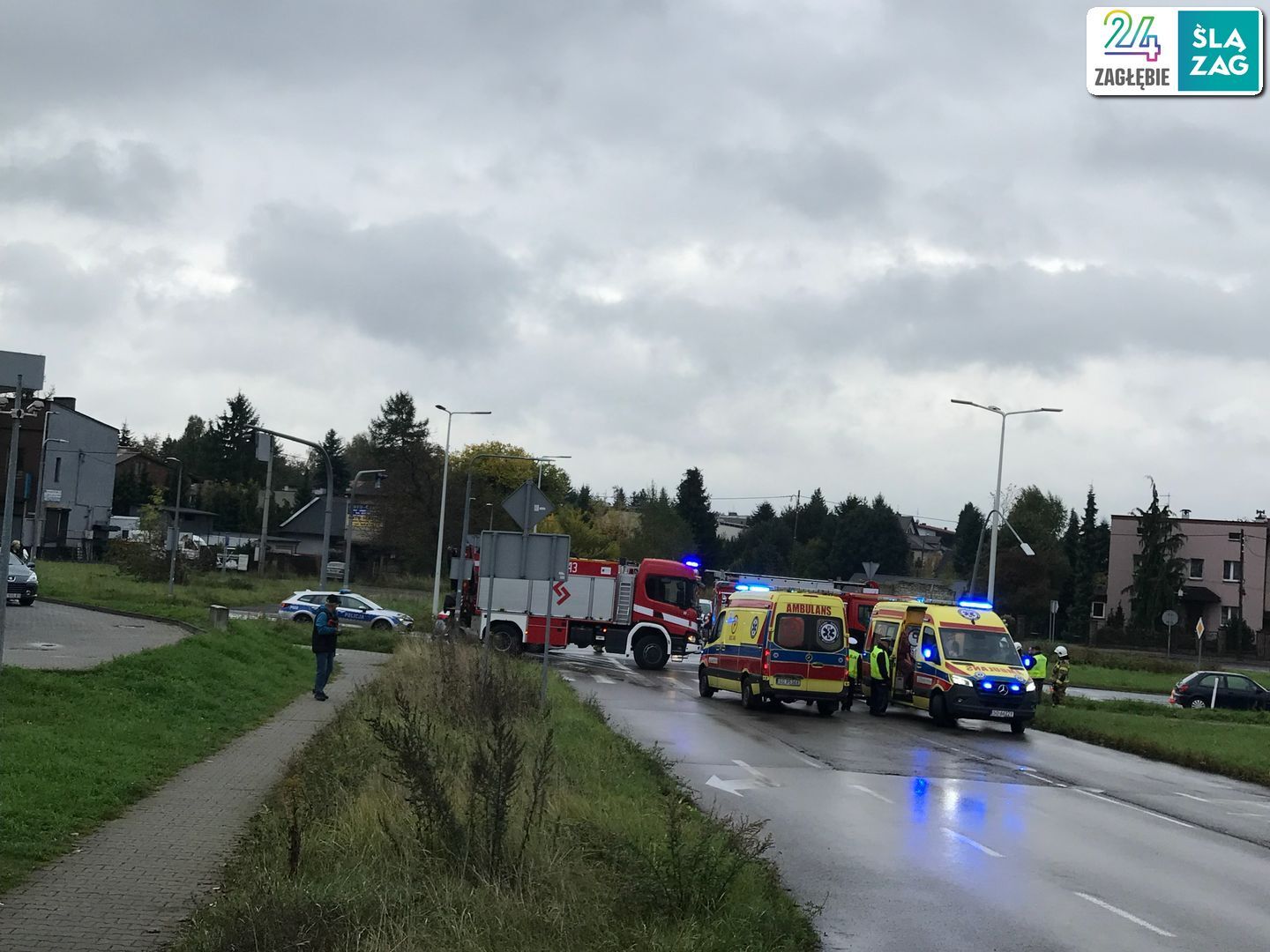 Czeladź. Zderzenie na skrzyżowaniu ulic Będzińskiej i Grodzieckiej. Złamana Latarnia. 11 października 2025.