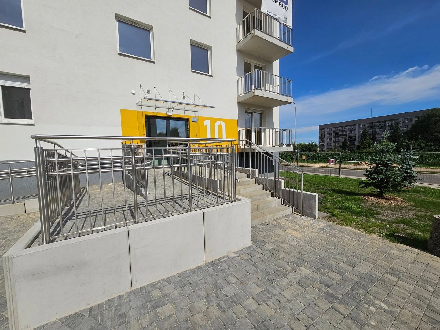 Czeladź. Ulica generała Józefa Hallera. Końcowy etap budowy pierwszej części osiedla mieszkaniowego TBS. 24 lipca 2025.