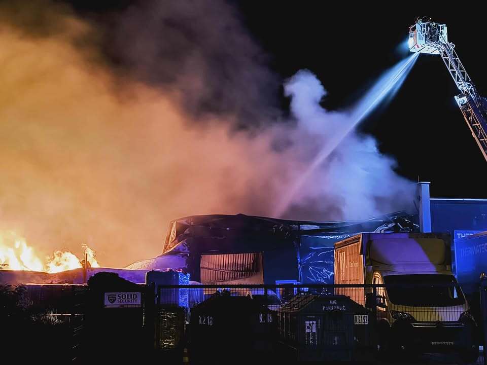 Czeladz Ul Rzemieslnicza Pozar Hali Produkcyjnej Fot Adam Bialy 2025 09 26 04