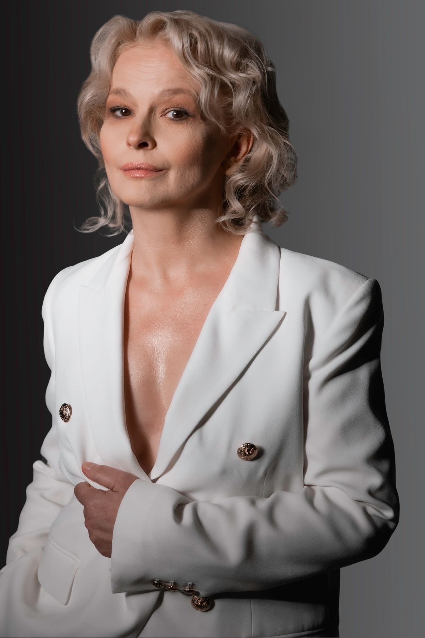 DOMINIKA OSTAŁOWSKA