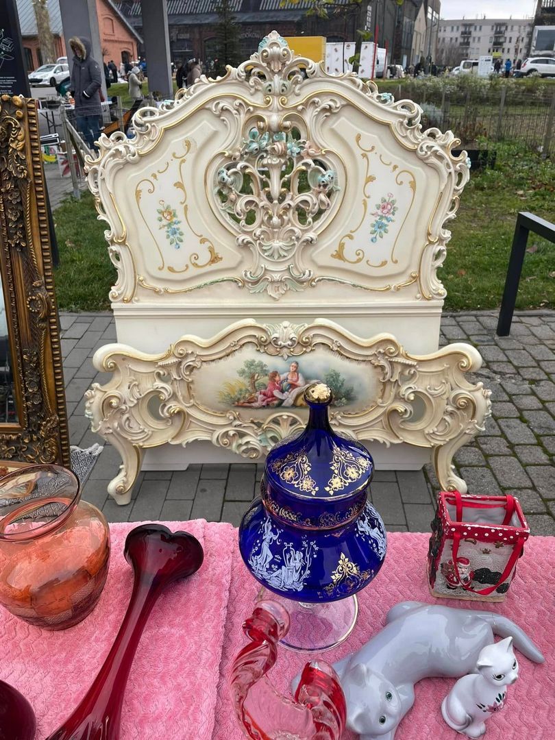 Dąbrowski Jarmark Staroci w Dąbrowie Górniczej.