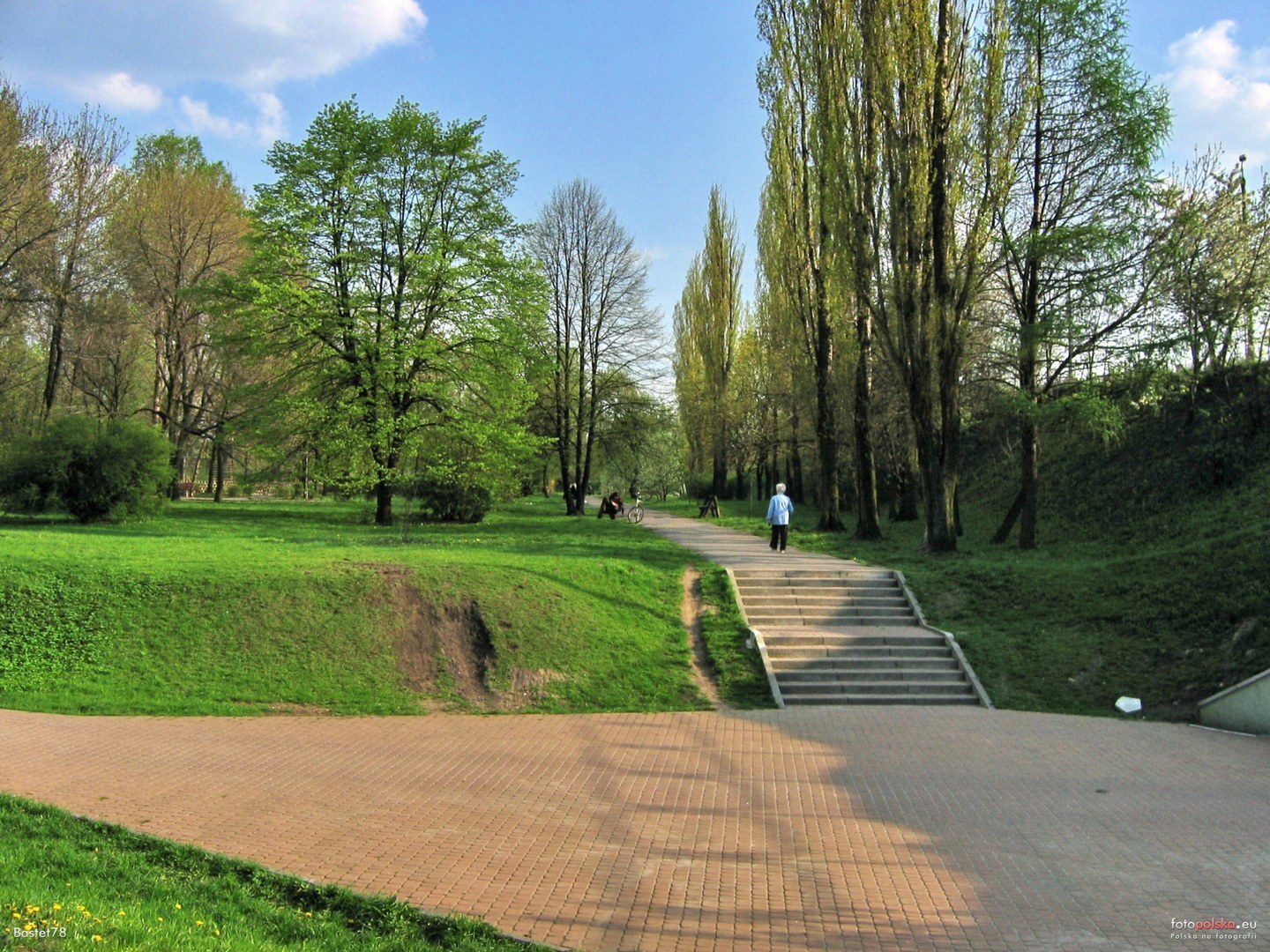 Dąbrowa Górnicza. Park im. generała Józefa Hallera. 25 kwietnia 2008.