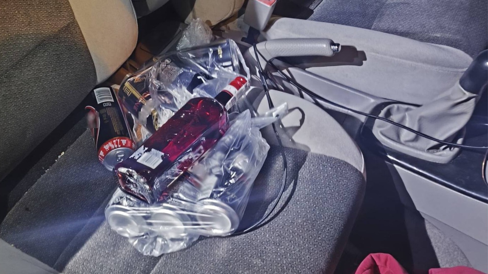 Dąbrowa Górnicza. Zatrzymanie pijanego kierowcy. Alkohol w samochodzie. 25 marca 2026